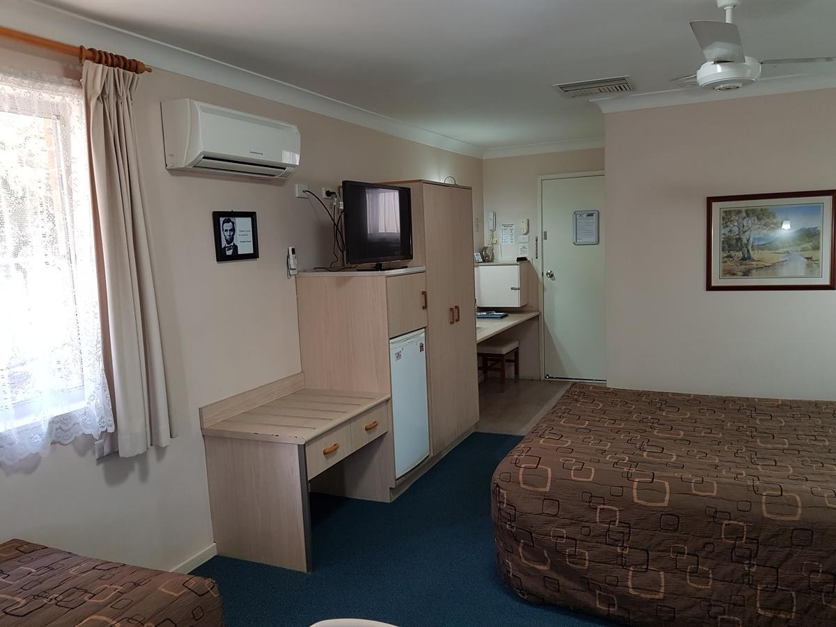 Abraham Lincoln Motel Tamworth Ngoại thất bức ảnh
