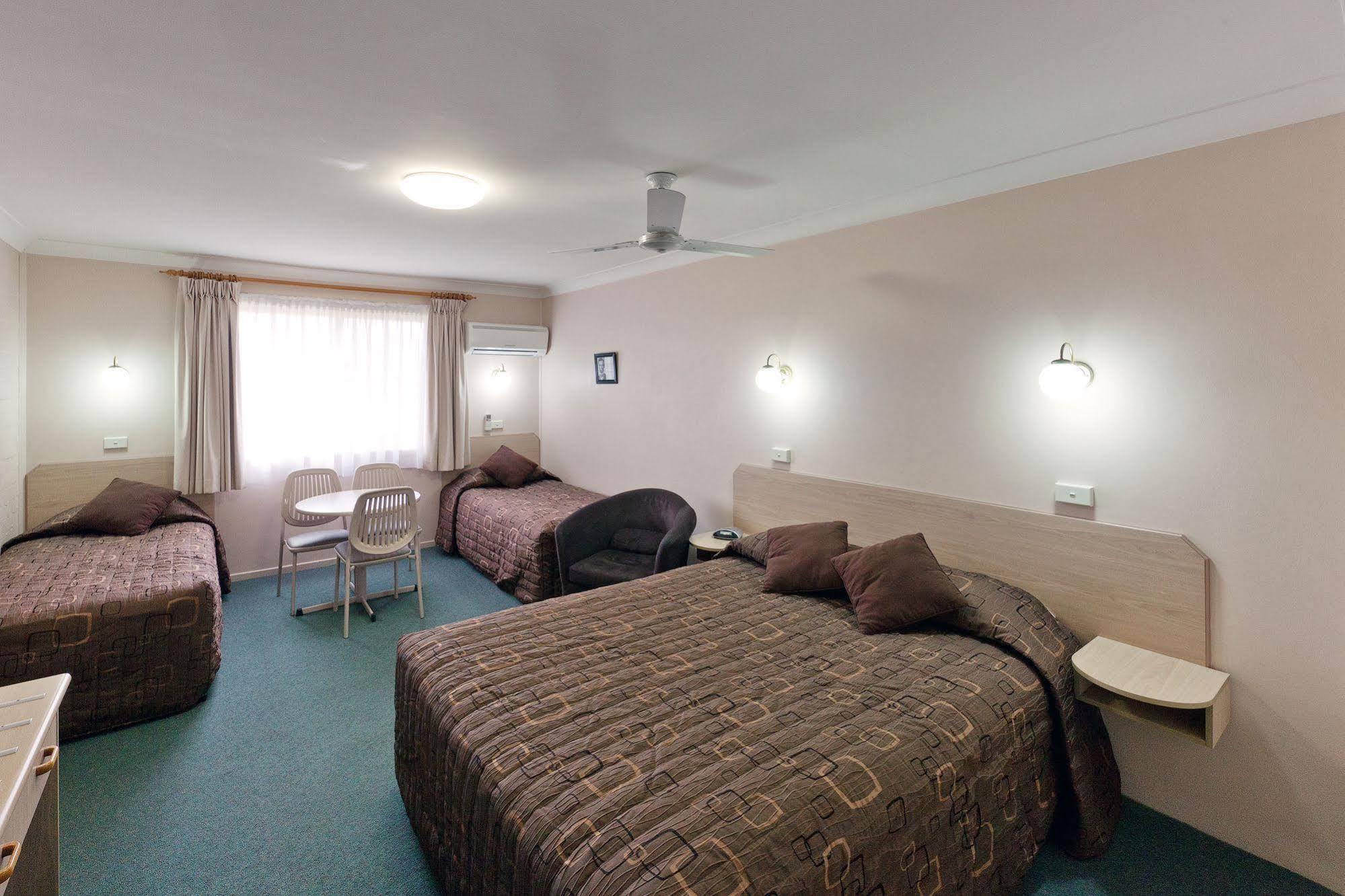 Abraham Lincoln Motel Tamworth Ngoại thất bức ảnh